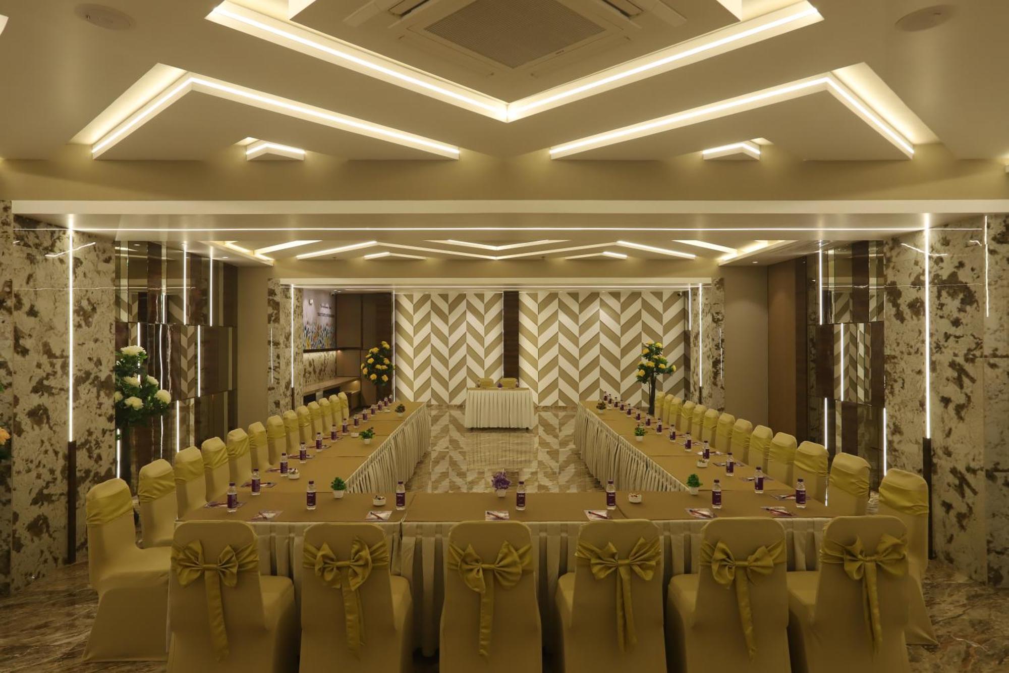 Hotel Auris & Banquets, Mumbai International Airport 외부 사진